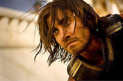 今までにないマッチョ& ロング黒髪スタイル