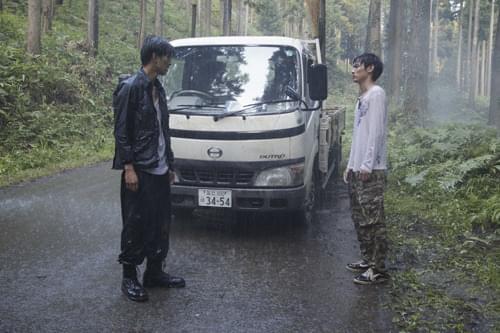 壁にぶつかりながらも前進するケンタとジュン