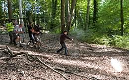 久々のロケ撮影で美しい景観が見所