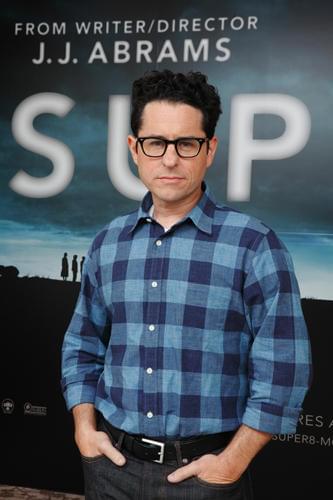 監督作としては3本目だが、続編やリメイク ではないオリジナル作品としては初監督作