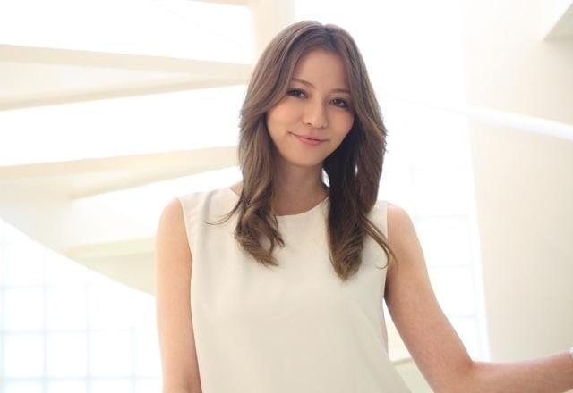 ヘアメイク:朝日智仁/スタイリスト:樋口かほり