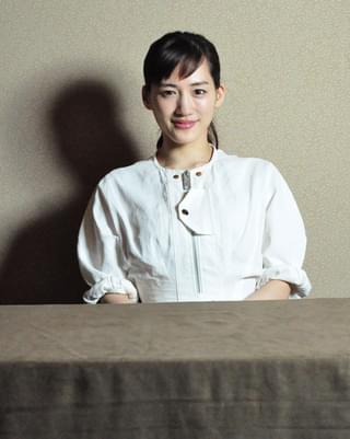 綾瀬はるか、いくつもの変化を経てたどり着いた“幸せな仕事”