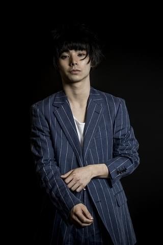 綾野剛＆村上虹郎“強さへの渇望”のなかで互いを求め合った「武曲」