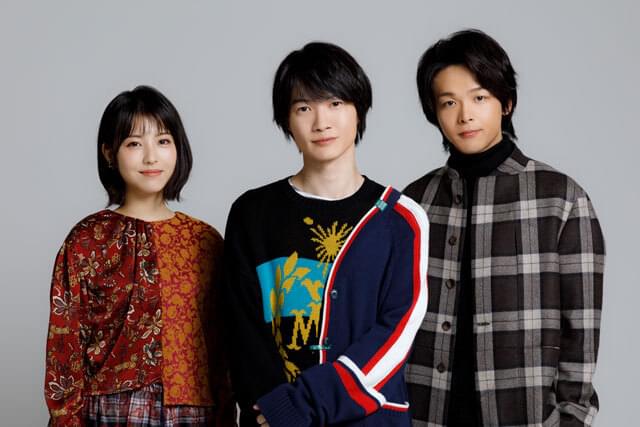 インタビューに応じた神木隆之介（中央）、 浜辺美波（左）、中村倫也