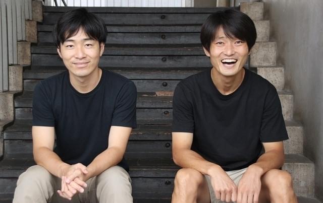 （左から）ジャルジャルの後藤淳平、福徳秀介