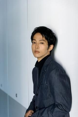 松坂桃李、デビュー時から振り返る俳優としての尽きせぬ覚悟