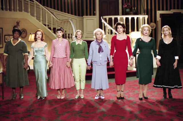 「8人の女たち」