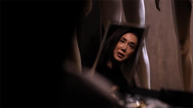 筒井真理子の「シンデレラガール」の画像