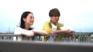 右へいってしまった人