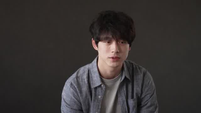 インタビュー映像