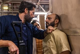 ネイビーシールズ 空港占拠