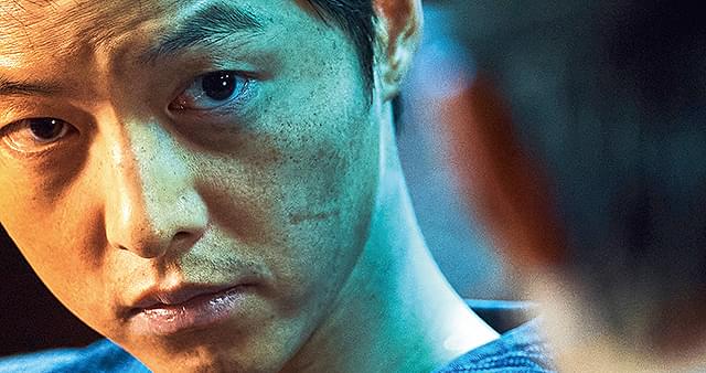 ソン・ジュンギの「このろくでもない世界で」の画像