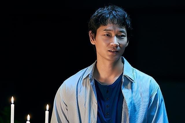 綾野剛の「本心」の画像