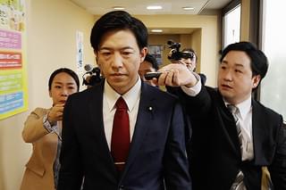 掟の予告編・動画