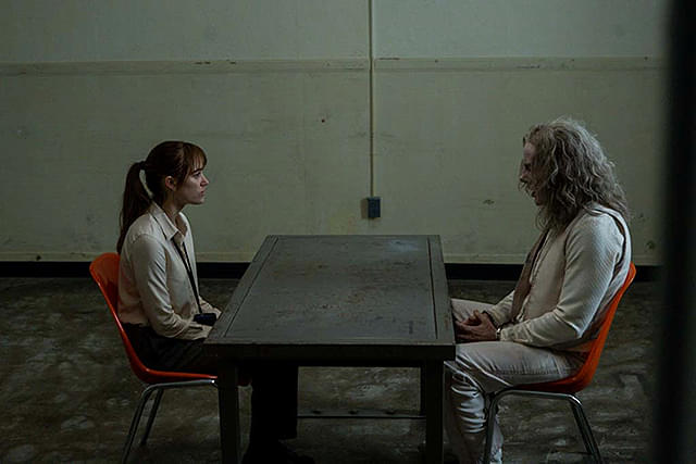 マイカ・モンローの「ロングレッグス」の画像