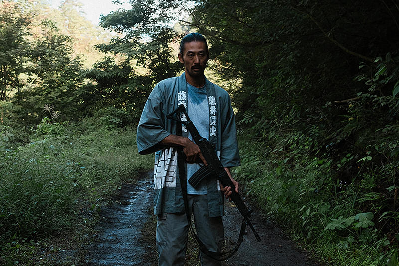 火の華 : 作品情報・キャスト・あらすじ・動画 - 映画.com