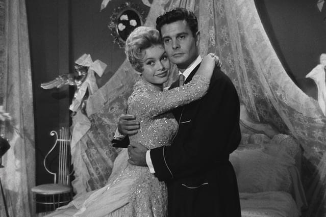 花嫁はあまりにも美しい