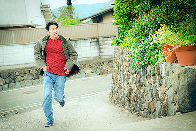 鈴木亮平の「花まんま」の画像