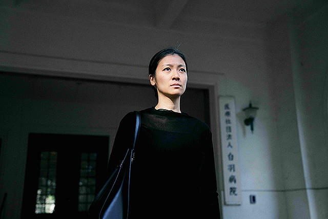 瀧内公美の「レイブンズ」の画像