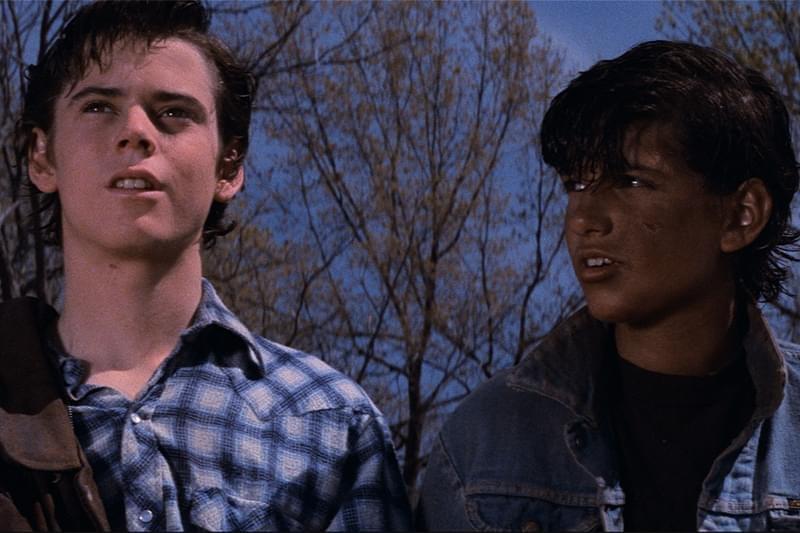 アウトサイダー コンプリート・ノベル : 作品情報・キャスト・あらすじ