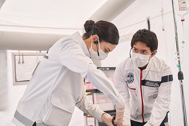 中条あやみの「劇場版TOKYO MER 走る緊急救命室 南海ミッション」の画像