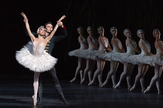 英国ロイヤル・バレエ＆オペラ in シネマ 2024/25 ロイヤル・バレエ「白鳥の湖」