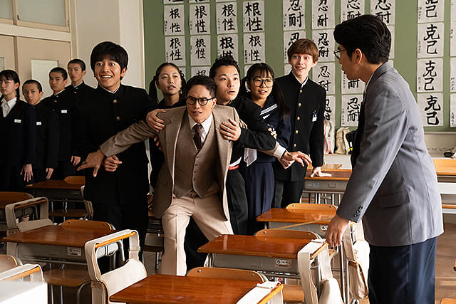 市原隼人の「おいしい給食 炎の修学旅行」の画像