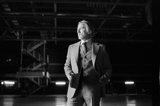 ナイブズ・アウト ウェイク・アップ・デッドマン