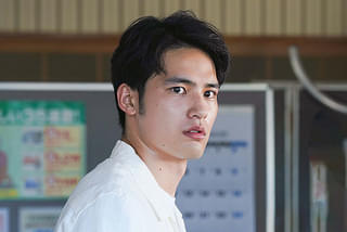 火喰鳥を、喰う