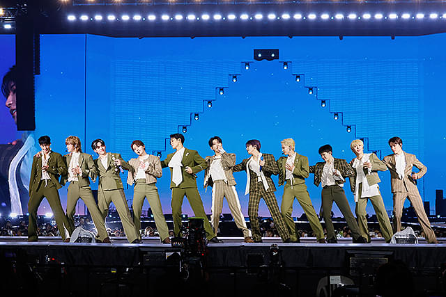 SEVENTEEN [RIGHT HERE] WORLD TOUR IN CINEMAS : 作品情報・キャスト