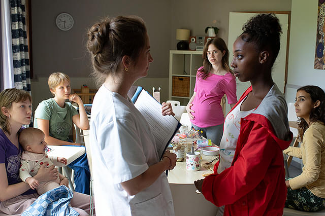 ヤング・マザーズ（英題）