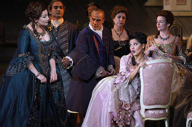 マドリード王立劇場 シネマ・ステージ「アドリアーナ・ルクヴルール」