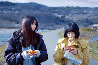 笑えない世界でも