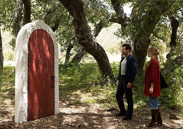 マーゴット・ロビーの「ビューティフル・ジャーニー ふたりの時空旅行」の画像