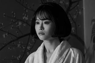 星と月は天の穴