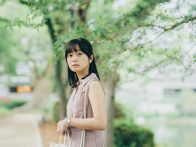 深川麻衣の「架空の犬と嘘をつく猫」の画像