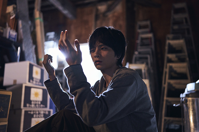 ゾンビ 1/2 Right Side of the Living Dead : 作品情報・キャスト
