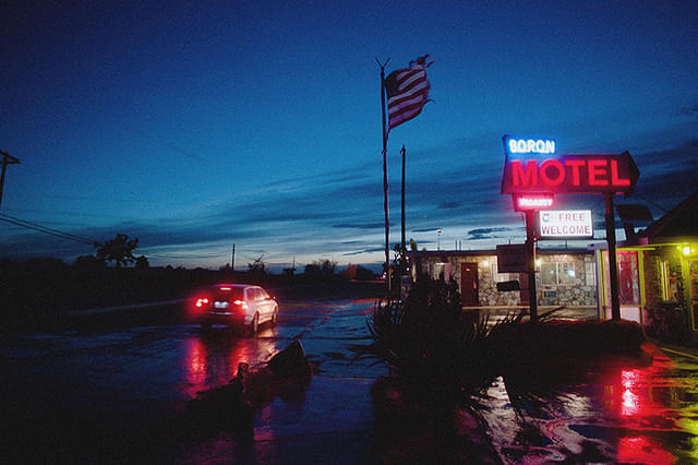 バーナード・チェックイン