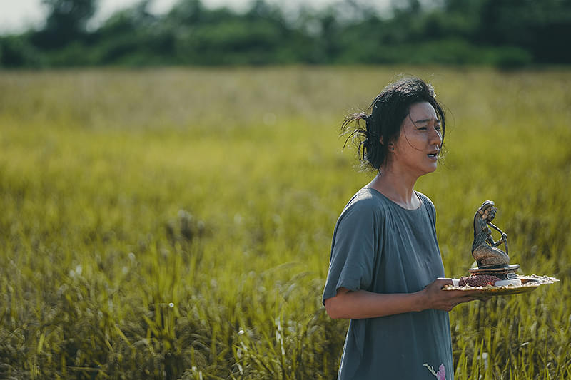 母なる大地 : 作品情報・キャスト・あらすじ - 映画.com