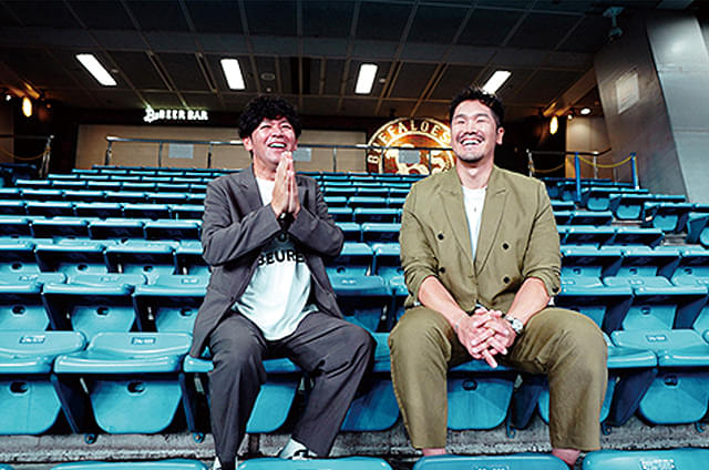 岡田圭右の「オリックス・バファローズ 2025 DETA! WAO! OKADA THE MOVIE」の画像