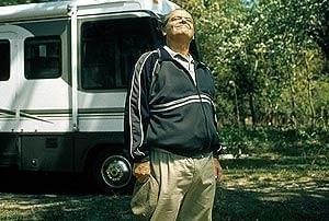 顔で笑って心で泣いて。 それが男の生きる道。」アバウト・シュミット