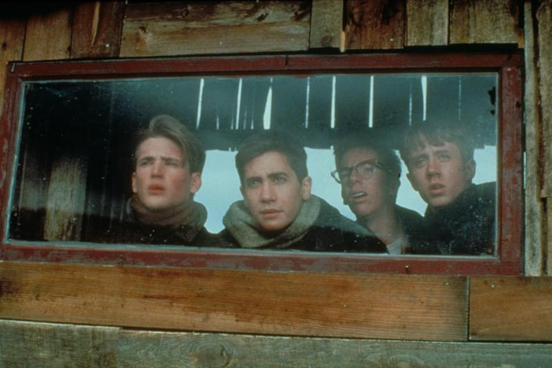 遠い空の向こうに