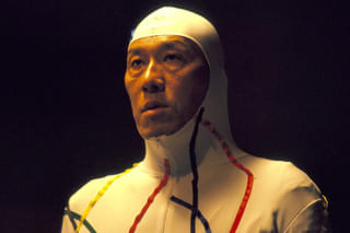 一万年、後…。