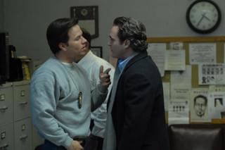 アンダーカヴァーの予告編・動画