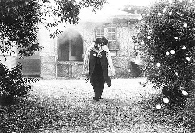 佐野史郎の「夢みるように眠りたい」の画像