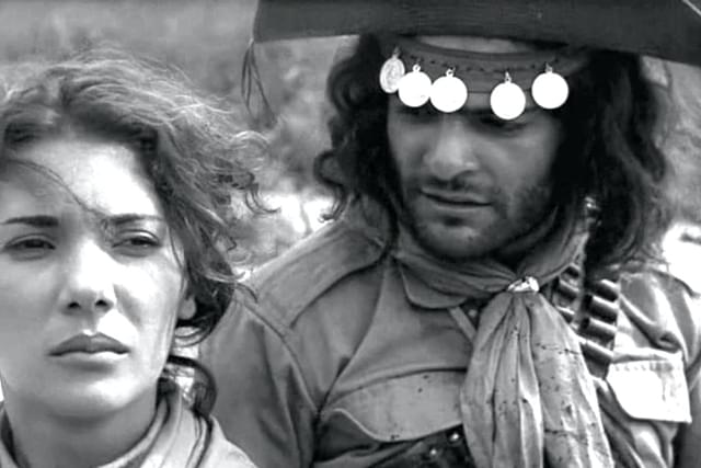 黒い神と白い悪魔