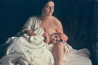 叫びとささやきの予告編・動画