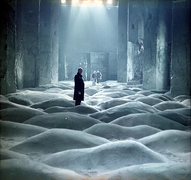 ストーカー（1979） : 作品情報・キャスト・あらすじ - 映画.com