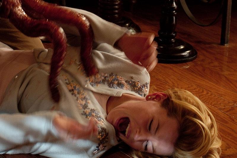 スリザー : 作品情報・キャスト・あらすじ・動画 - 映画.com