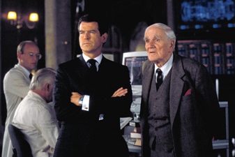 007 ワールド・イズ・ノット・イナフ : 作品情報・キャスト・あらすじ